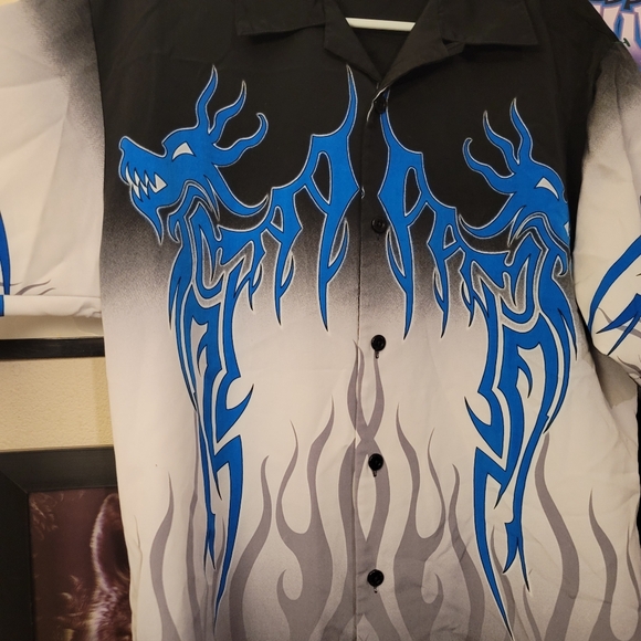 Vintage y2k Dragon Fly Buttom Shirt - Picture 2 of 6